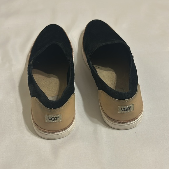 UGG Adley Black Suede Slip On Sneakers Shooes - Picture 3 of 5